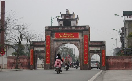 Ngắm 50 “ông đồ, bà đồ nhí” viết thư pháp - 1 Ngắm 50 “ông đồ, bà đồ nhí” viết thư pháp