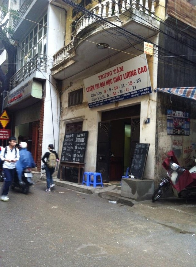 Các trung tâm luyện thi trong ngõ 336 Nguyễn Trãi vắng bóng sĩ tử