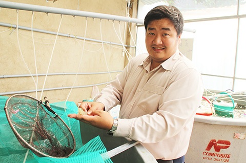 Tiến sĩ tôm: "Tôi học được nhiều từ nông dân" - 1 Tiến sĩ Trần Hữu Lộc
