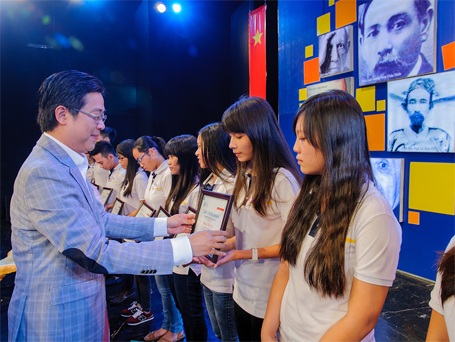 Đại học Hoa Sen - rộng mở cánh cửa tương lai - 1 Đại học Hoa Sen - rộng mở cánh cửa tương lai