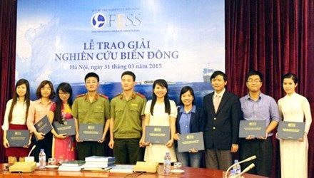 Sinh viên nghiên cứu xuất sắc về Trường Sa, Hoàng Sa - 1 Sinh viên nghiên cứu xuất sắc về Trường Sa, Hoàng Sa