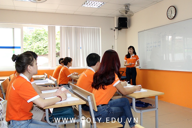 Tư vấn hướng nghiệp: “Kỹ năng nghề - Chìa khóa mở cửa tương lai” - 5 Tư vấn hướng nghiệp: “Kỹ năng nghề - Chìa khóa mở cửa tương lai”