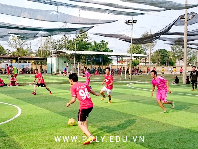 Tư vấn hướng nghiệp: “Kỹ năng nghề - Chìa khóa mở cửa tương lai” - 9 Tư vấn hướng nghiệp: “Kỹ năng nghề - Chìa khóa mở cửa tương lai”