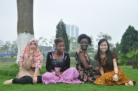 Ngày hội việc làm do Đại học FPT tổ chức cho sinh viên năm cuối