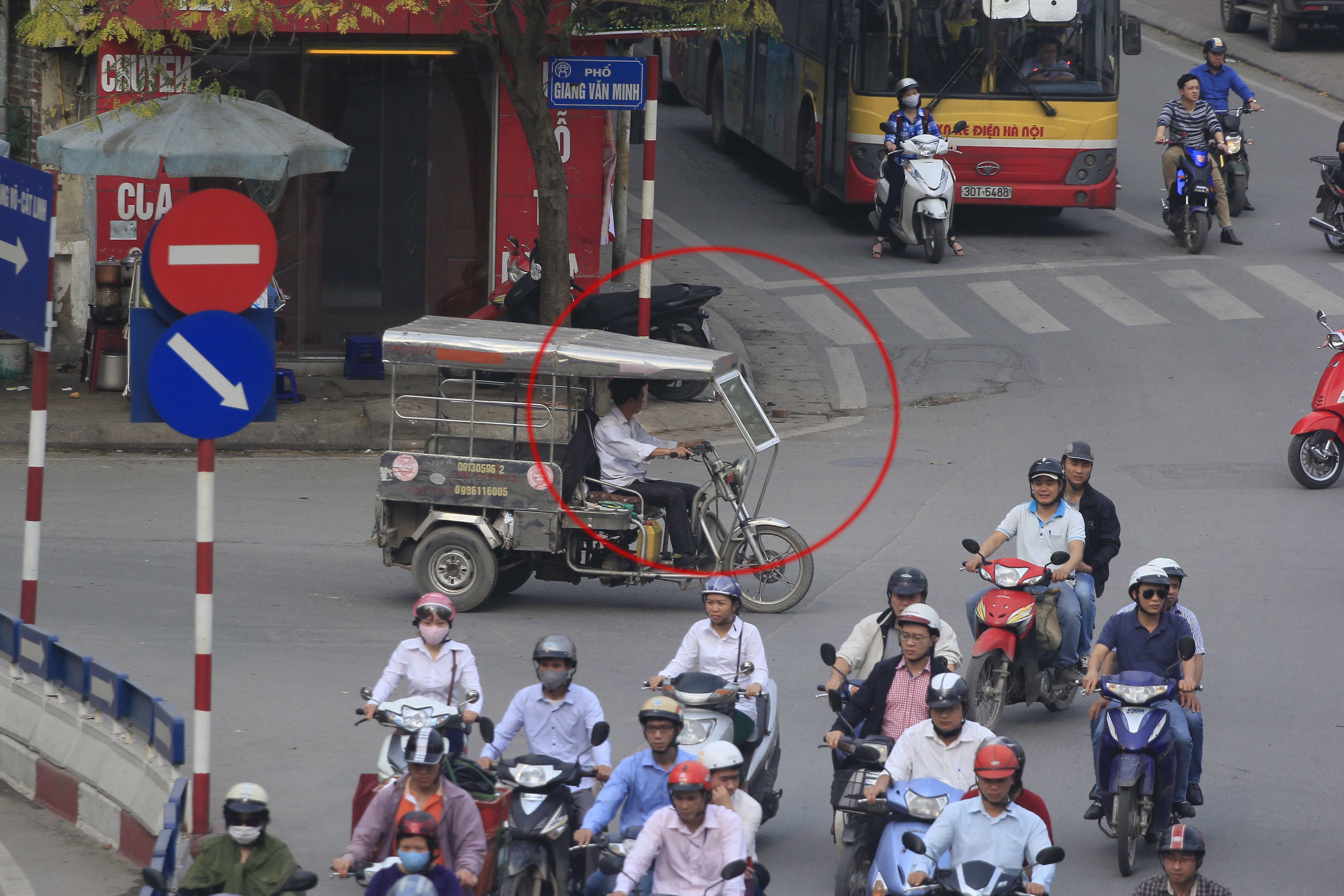 Đi ngược chiều...