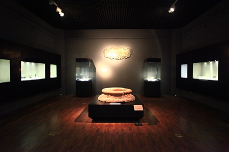 Chiêm ngưỡng những cổ vật bằng vàng ròng hiếm có giữa thủ đô