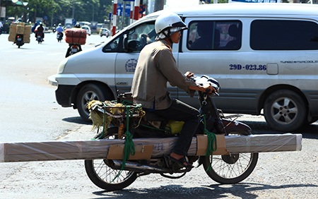 Những chiếc xe này là công cụ mưu sinh của nhiều người nghèo