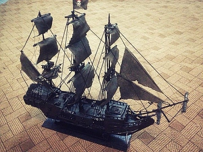 Kinh ngạc những tác phẩm tuyệt đẹp từ... rác - 10 Tàu Ngọc Trai Đen do Huy chế tác...