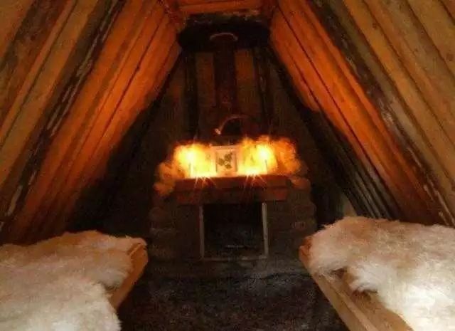 Khách sạn hầm mộ "độc và dị" đang gây sốt trên thế giới - 3 Không gian trong phòng nhỏ hẹp và không kém phần “liêu trai chí dị”