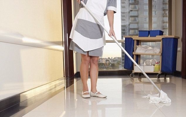 Nỗi oan ức của người giúp việc mang tiếng… ngoại tình với cụ ông tuổi 80 - 1 Người giúp việc cũng có rất nhiều câu chuyện dở khóc dở cười. (Ảnh minh họa)