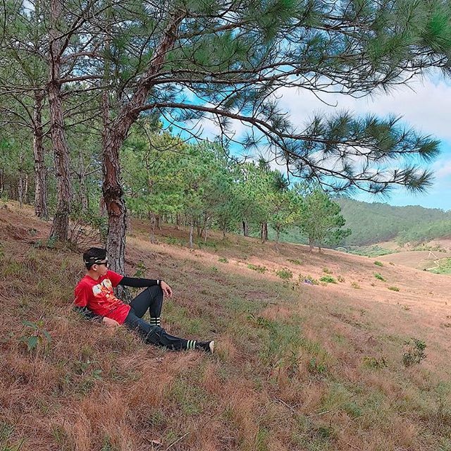 Mê mẩn với mùa cỏ cháy ở “cung đường trekking đẹp nhất Việt Nam” - 2 Ảnh: benn.heoo