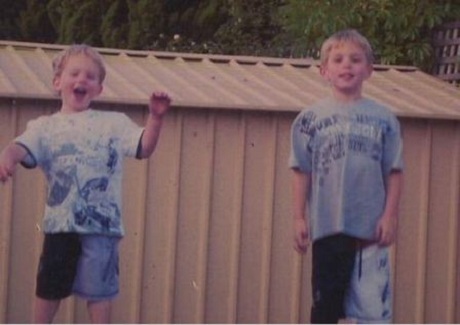 Hai bé trai Lochie và Blake của cô Jillian.
