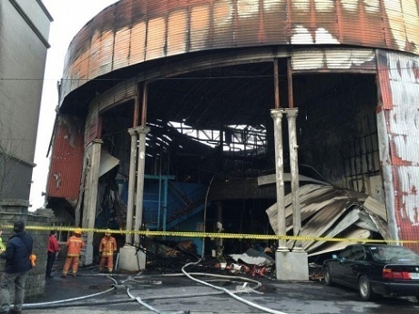 Đài Loan: 6 lính cứu hỏa thiệt mạng trong vụ hỏa hoạn lớn - 1 Đám cháy xảy ra tại thành phố Đào Viên, Đài Loan. (Ảnh: