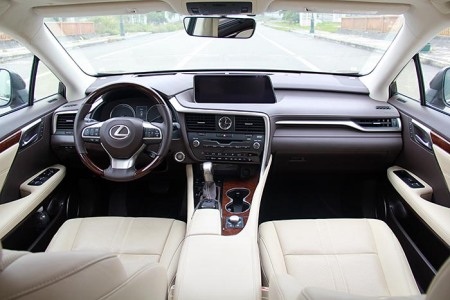 Những mẫu Lexus RX triệu hồi lần này chỉ liên quan đến hệ thống túi khí hành khách phía trước