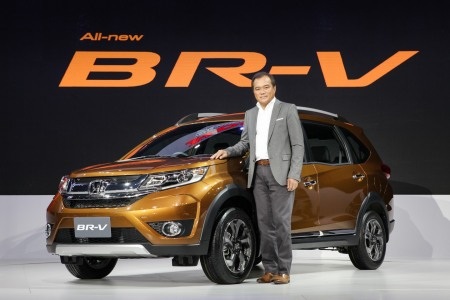 Honda bắt đầu bán crossover BR-V tại Malaysia - 1