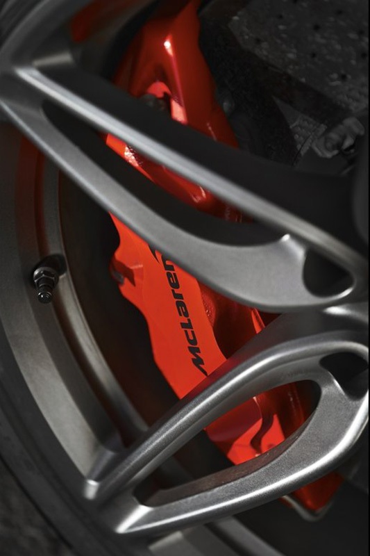 5 năm, McLaren đạt doanh số kỉ lục 10.000 xe - 16