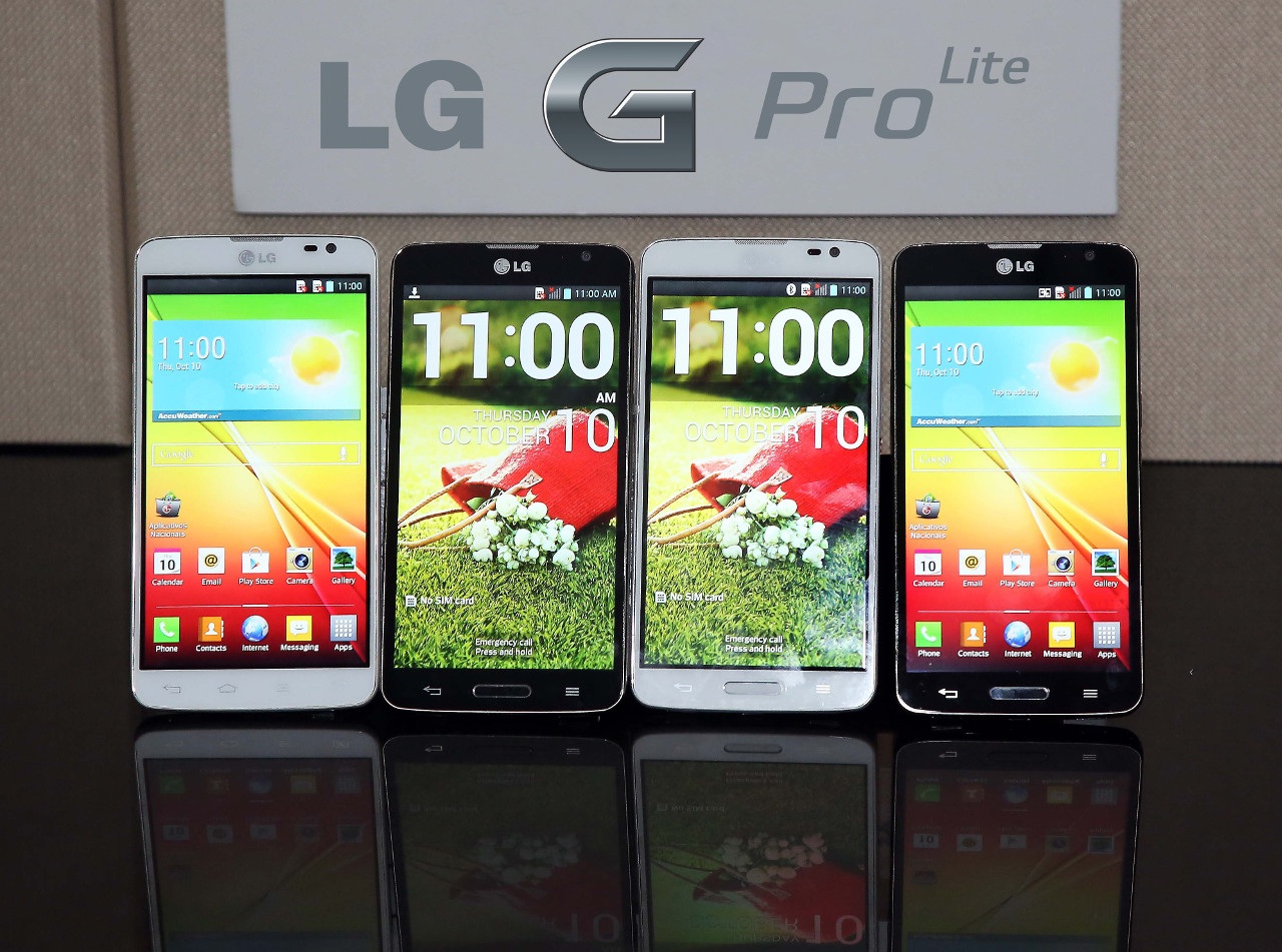 Dân trí tặng bạn đọc hai chiếc điện thoại LG G Pro Lite - 1 Smartphone LG G Pro lite có giá bán 5,79 triệu đồng