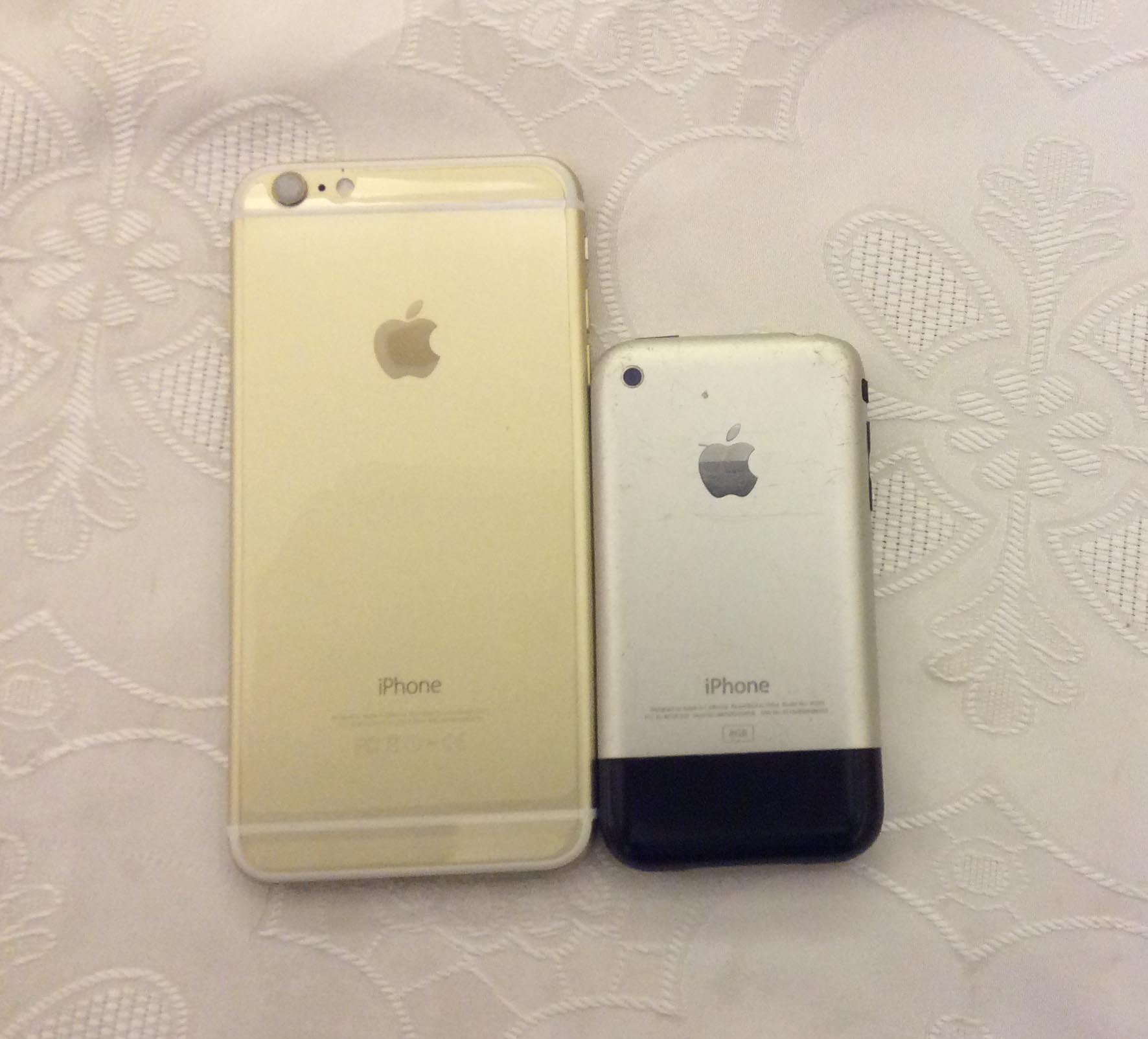 iPhone 6 Plus trở lại với thiết kế viền bo tròn trên iPhone 2G