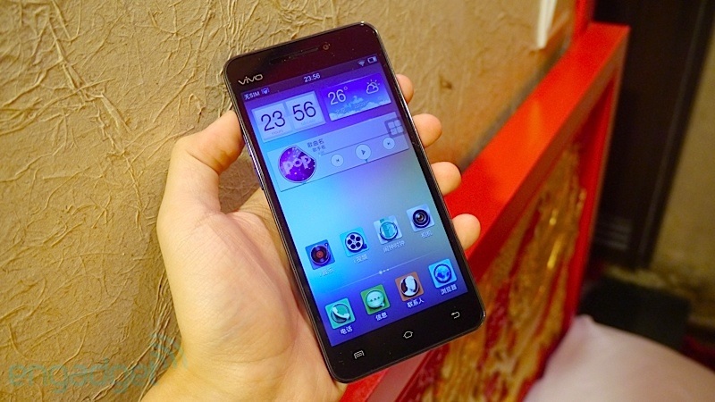 Top smartphone "mỏng manh" nhất thế giới hiện nay - 5 Nắm giữ ngôi vị số một là chiếc