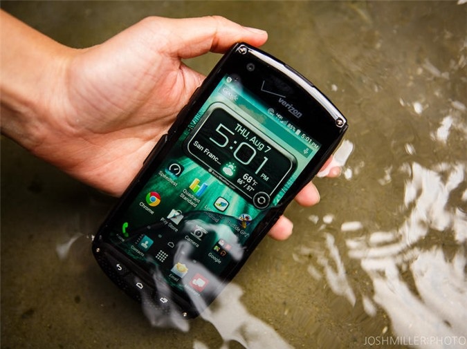 Chiếc smartphone chống