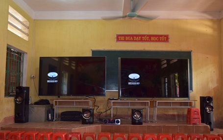 Xem phim 3D ở những ngôi trường vùng cao - 4 Lớp