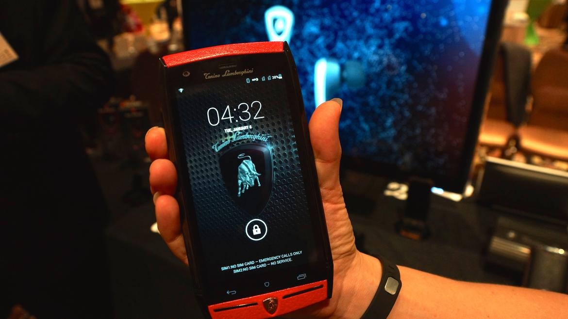 Điểm lại 10 smartphone ấn tượng góp mặt tại sự kiện CES 2015