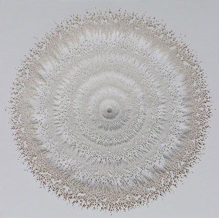 Chân dung nghệ sĩ người Pháp Rogan Brown (bên phải).