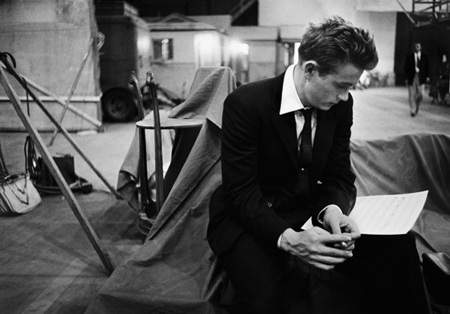 Tiết lộ tư liệu quý ảnh hậu trường Hollywood những thập niên trước - 6 James Dean, 1955