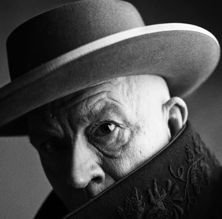 Tác phẩm Pablo Picasso, Cannes, France của Irving Penn (1957)