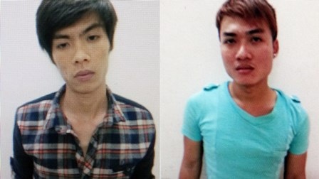 Hai tên cướp sa lưới do bị nạn nhân ghi lại hình ảnh cướp giật - 1 2 anh em ruột Thạch Tuấn Hiền và Thạch Tuấn Hải tại cơ quan công an