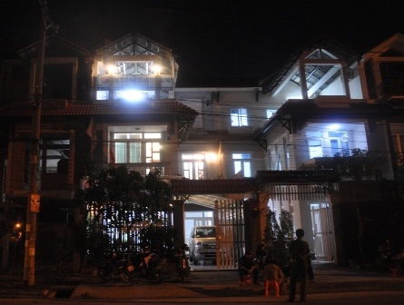 Hai căn biệt thự xảy ra vụ trộm