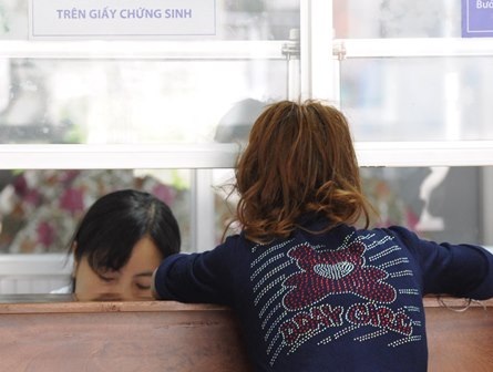 Hồ Thị Thu Vân đến BV Từ Dũ để lấy giấy chứng sinh lần 2 vào chiều 18/12