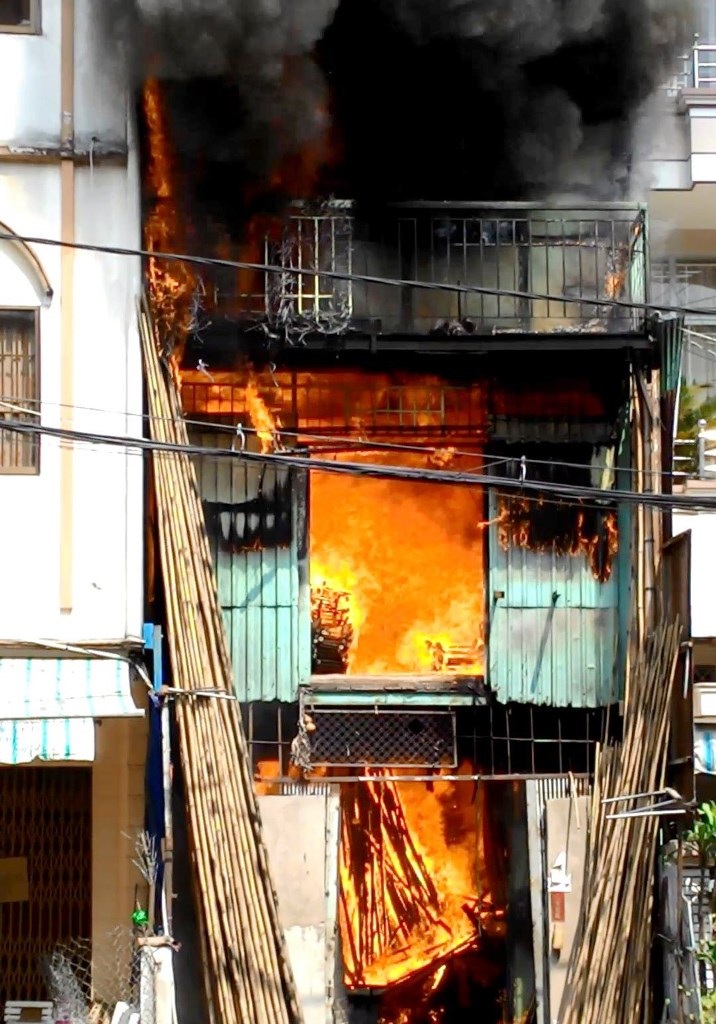 31 người chết do cháy, nổ trong năm 2014 - 2 Đối tượng xảy ra cháy nhiều nhất là nhà dân