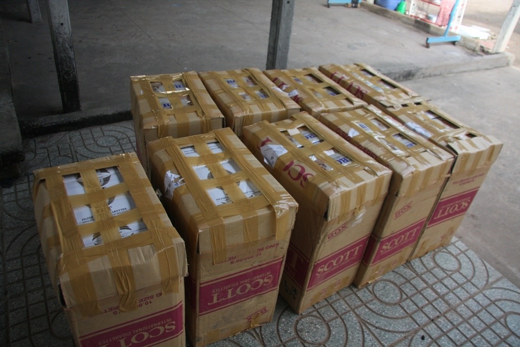 Số thuốc lá lậu mà công an thu giữ.