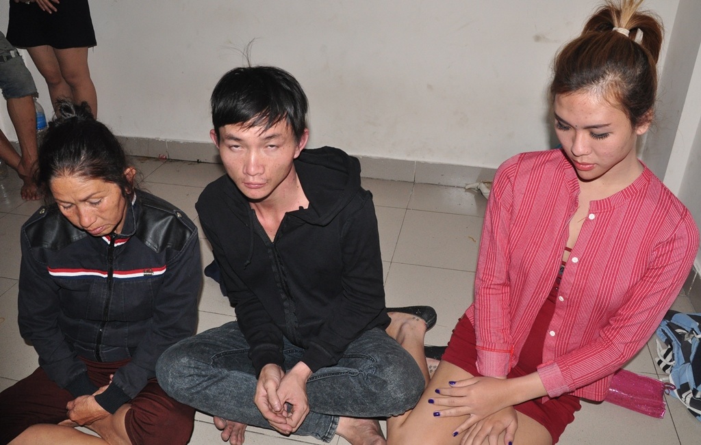 Các nghi can tại cơ quan công an