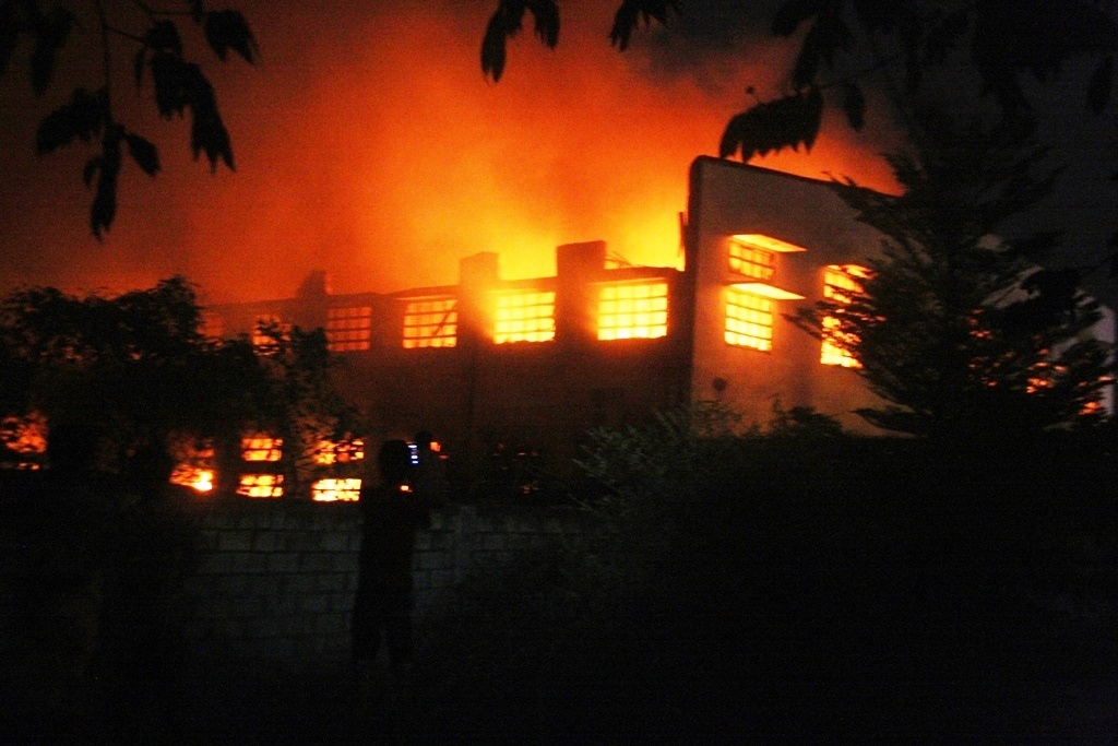 Biển lửa bao trùm toàn bộ nhà xưởng của công ty SamHo