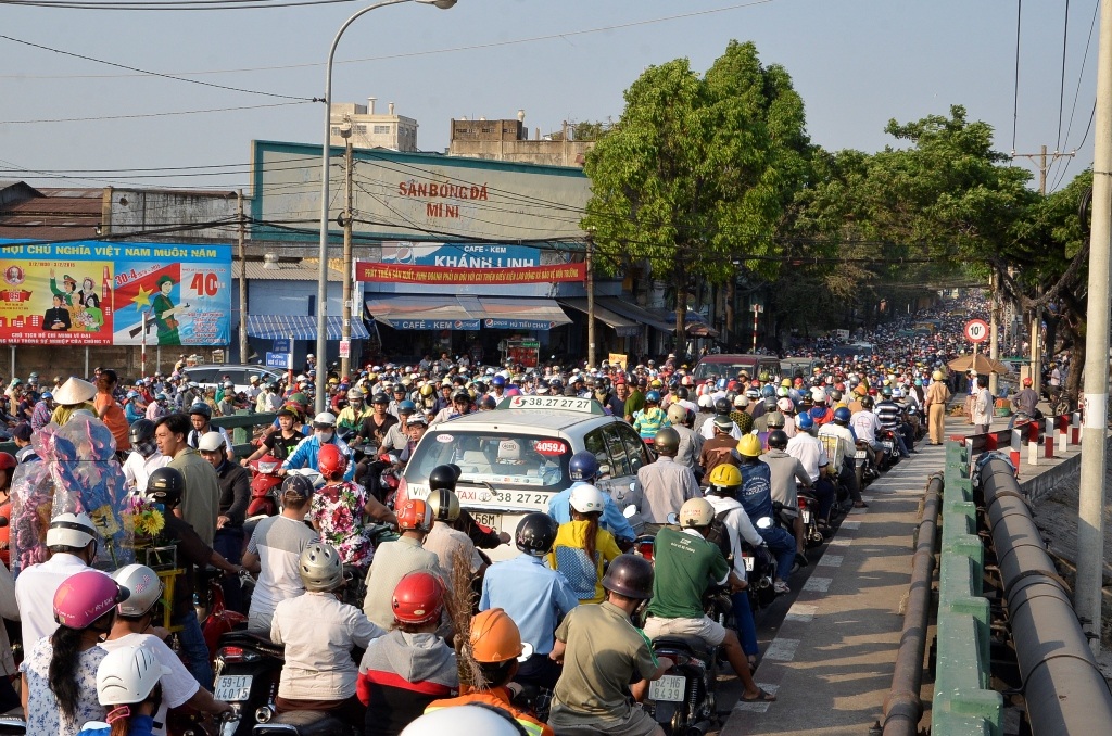 Hình ảnh vụ kẹt xe kinh hoàng sáng nay.