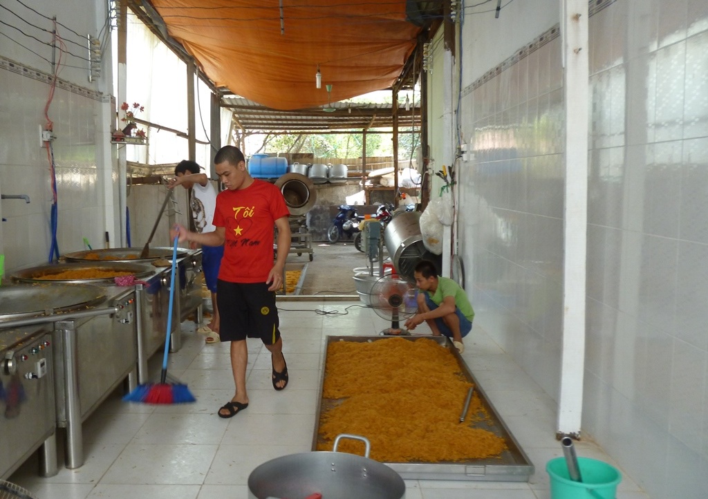 Cơ sở sản xuất chà bông chui bị phát hiện tại nhà ông Tuyển