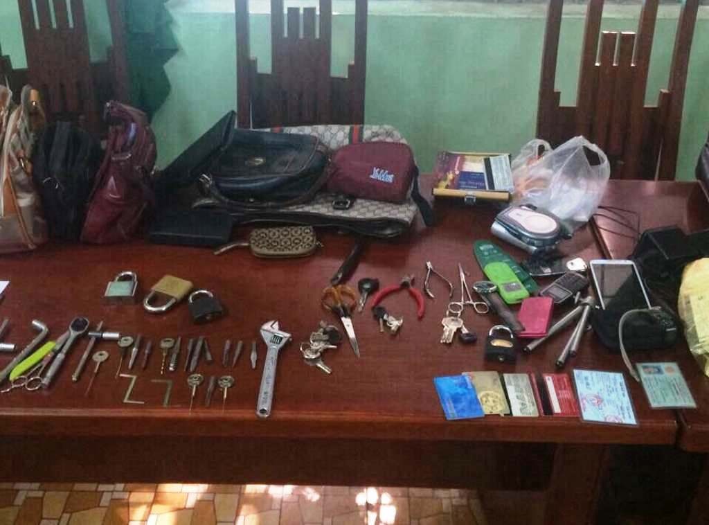 Bộ dụng cụ phá khóa của các đối tượng