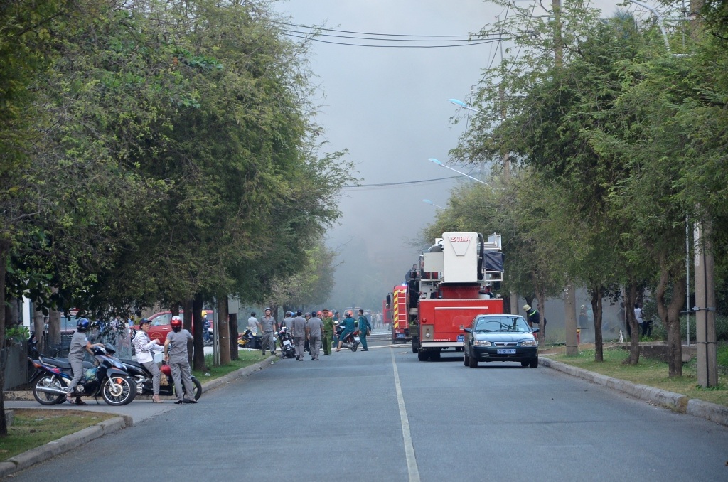 Lúc 16 giờ 47 phút chiều 15/4, Tổng đài Trung tâm Cảnh sát PCCC TPHCM nhận được tin báo cháy 