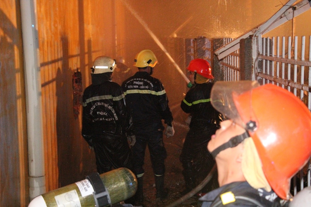 Chất cháy chủ yếu là bông vải sợi