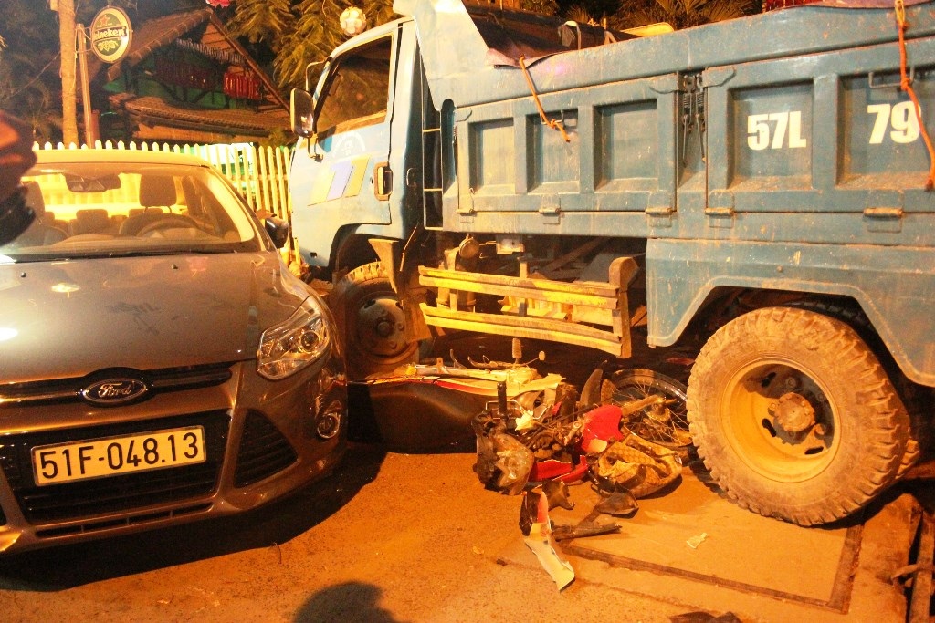 Các phương tiện tại hiện trường