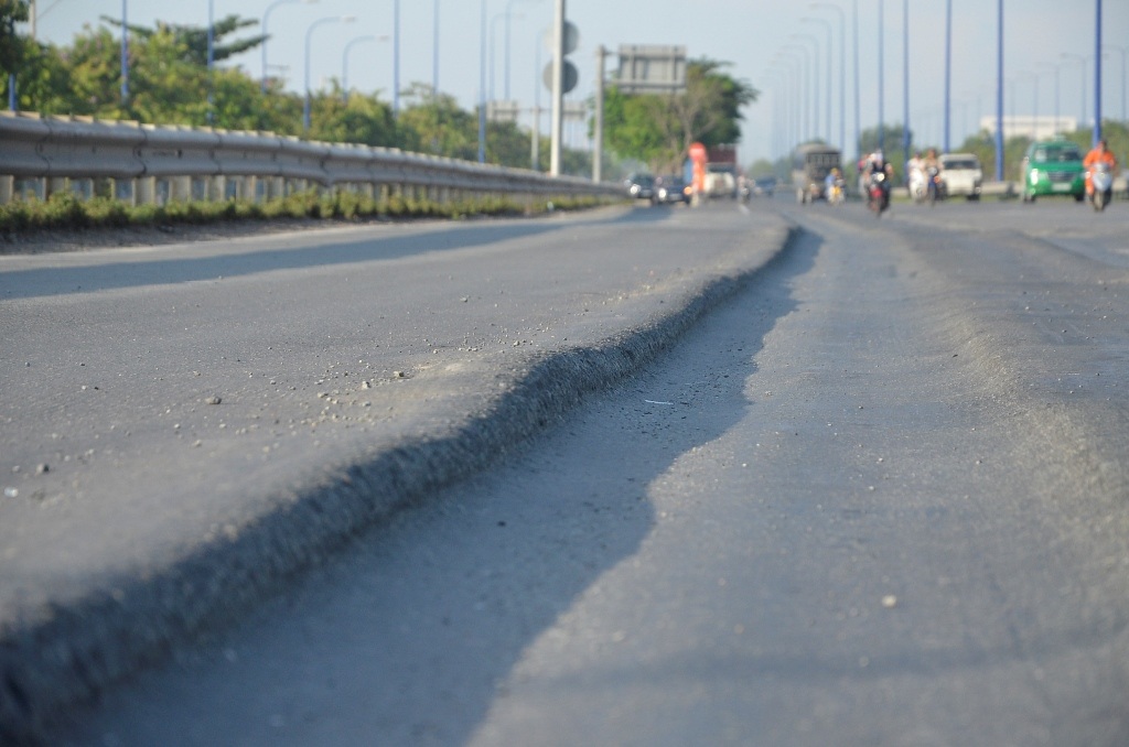 Những sống trâu chết người trên đại lộ Mai Chí Thọ
