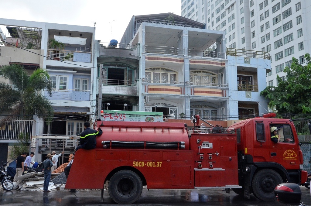 Xe cứu hỏa được điều đến hiện trường