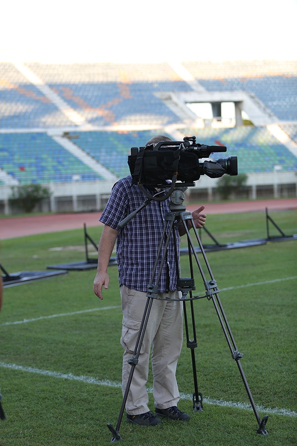 Báo chí bủa vây mỗi khi đội tuyển Việt Nam xuất hiện - 3