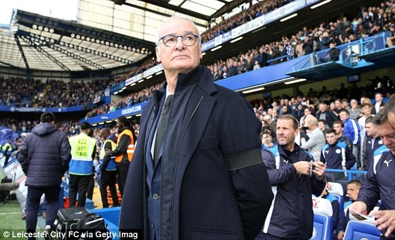 Chelsea 3-0 Leicester City: Câu trả lời của Conte - 1
Đội bóng của Ranieri đang sa sút không phanh