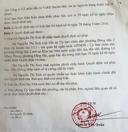 Hải Phòng: Uẩn khúc gì phía sau việc Chủ tịch phường tự huỷ quyết định cưỡng chế? - 3
Quyết định xử phạt hành chính với bà Sinh do Chủ tịch UBND phường Đông Hải 2 Nguyễn Văn Quân ký ban hành.