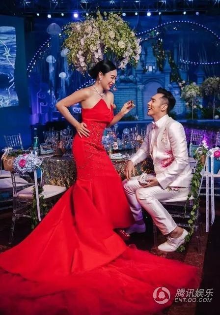 Chung Lệ Đề và chồng trẻ đi nghỉ trăng mật sau đám cưới hoành tráng - 19
Những hình ảnh cưới ngọt ngào và hấp dẫn của cặp đôi chênh nhau tới 12 tuổi.