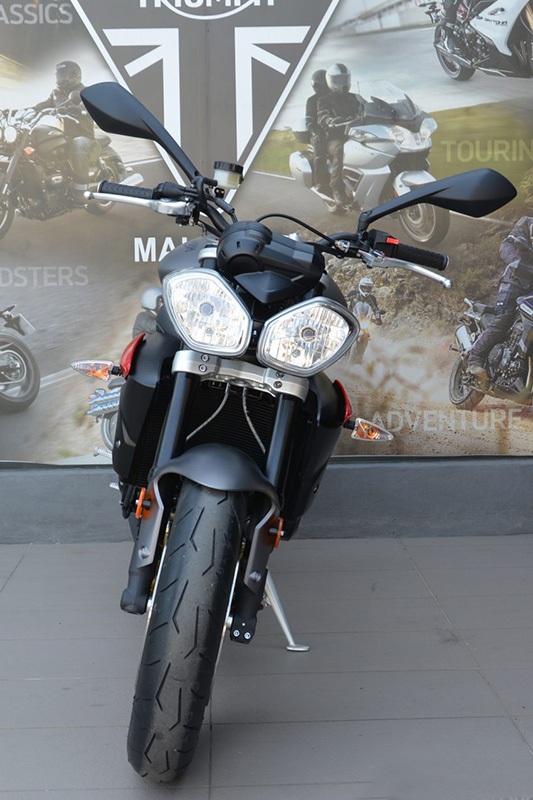 Triumph Street Triple 765 - Người thay thế đã tới - 3