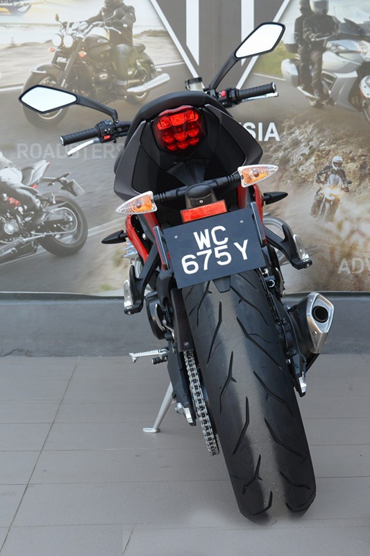 Triumph Street Triple 765 - Người thay thế đã tới - 6